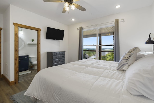 bedroom with connected bathroom, recessed lighting, wood finished floors, a ceiling fan, and visible vents