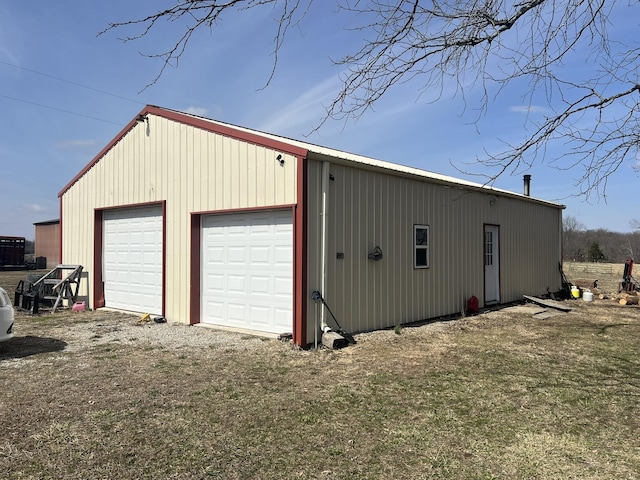 view of detached garage