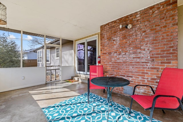 view of sunroom / solarium