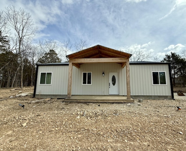 view of front of house