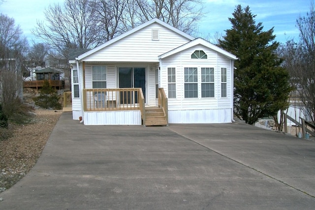 view of manufactured / mobile home