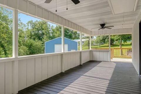 deck featuring ceiling fan