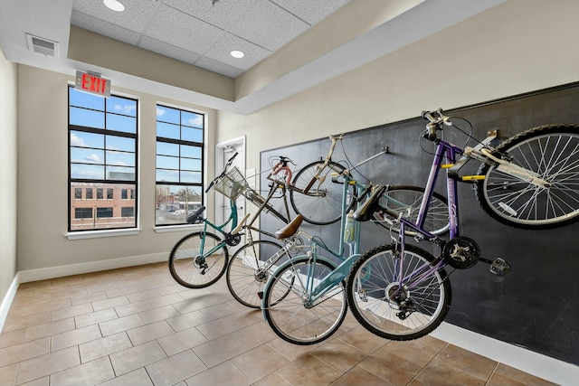 garage featuring recessed lighting, visible vents, and baseboards