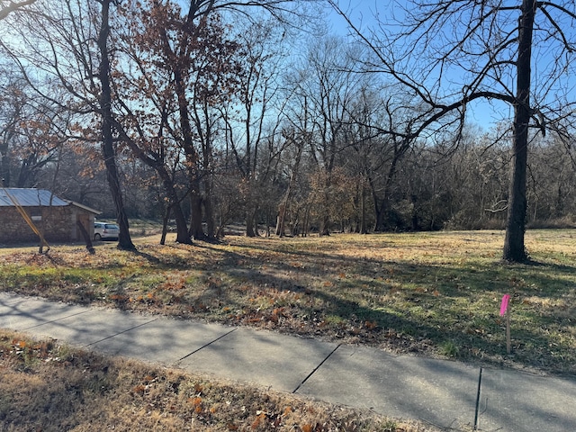 Listing photo 3 for LOT13 N Summit Ave, Springfield MO 65803