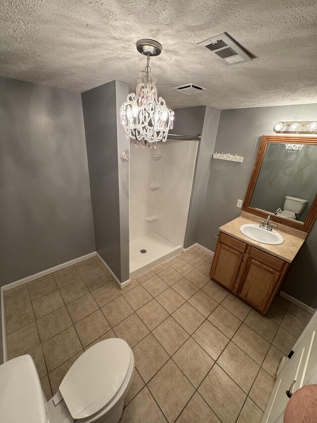 full bath featuring toilet, tile patterned flooring, a shower stall, and visible vents