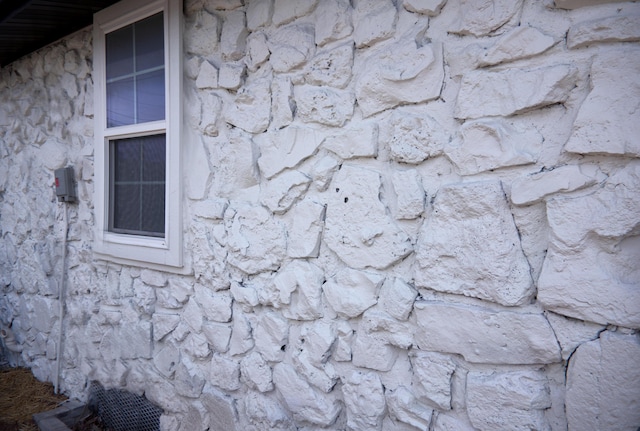 exterior details with stone siding