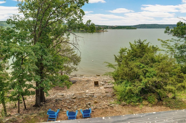 view of water feature