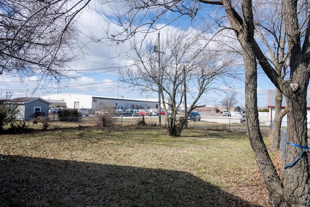 908 Jefferson Ave, Joplin, MO 64801 - view of yard featuring fence