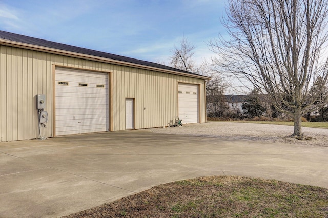 view of detached garage