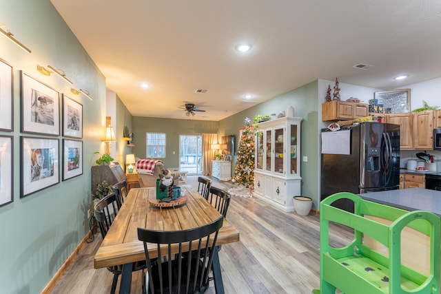 dining space with recessed lighting, light wood-style floors, visible vents, and ceiling fan