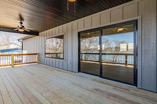 deck featuring ceiling fan