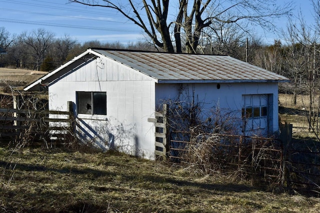 view of outbuilding with an outbuilding