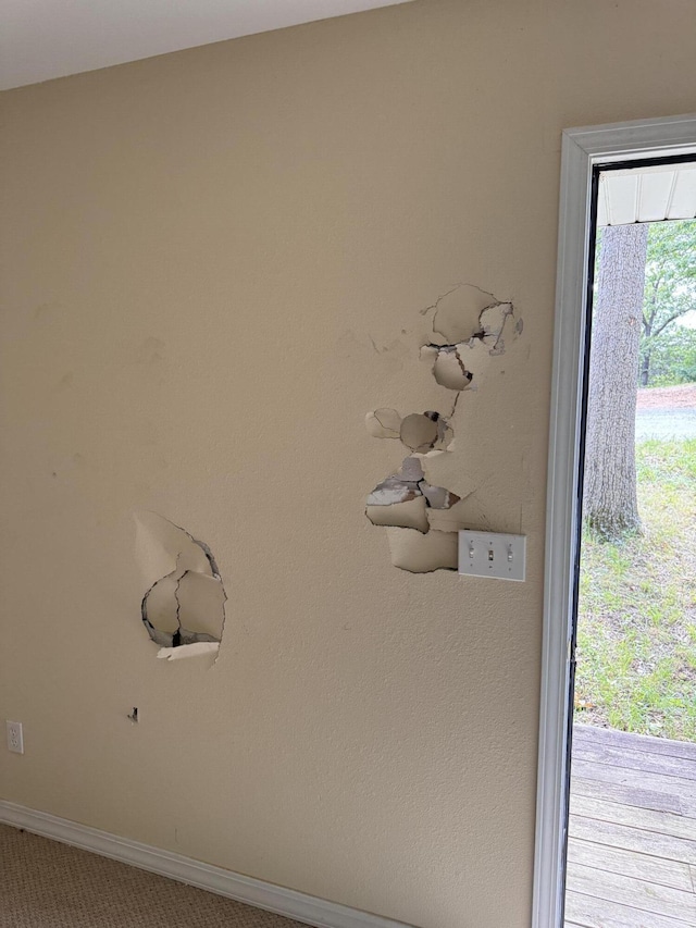 interior details featuring baseboards