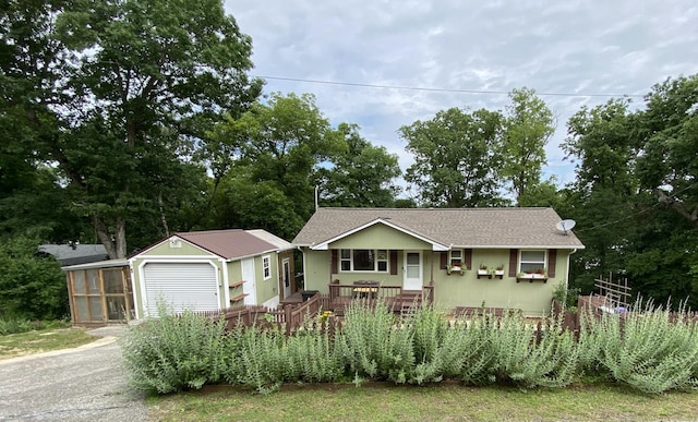 28007 Fox Fire Ln, Shell Knob, MO 65747 - view of front of home with driveway