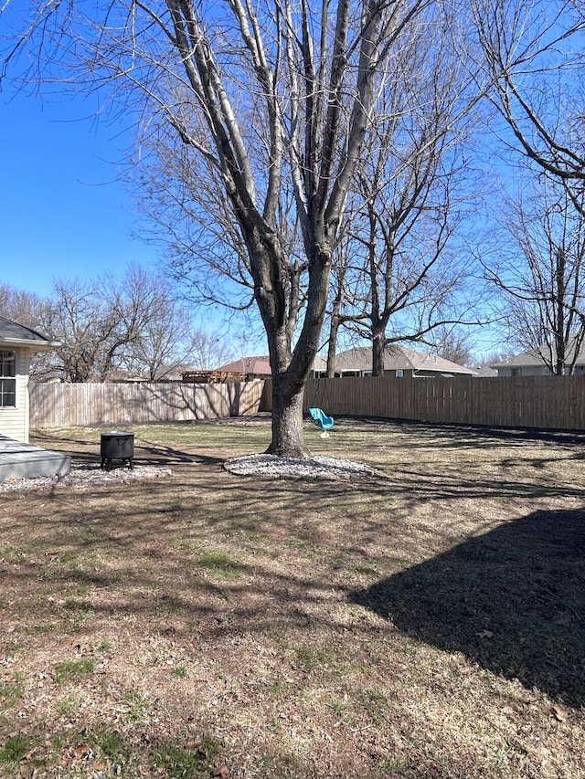 view of yard with fence