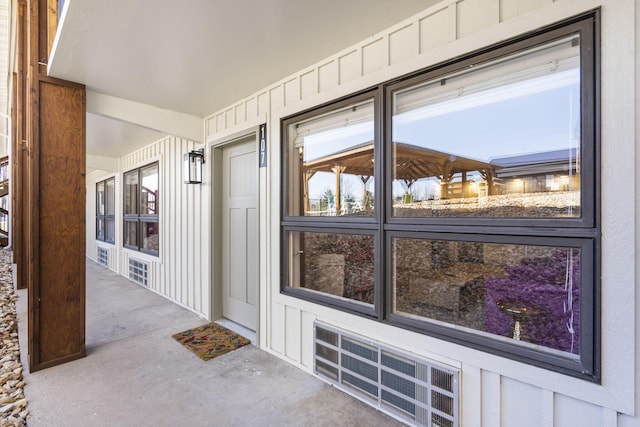 sunroom with visible vents