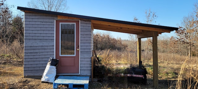 view of outbuilding featuring an outdoor structure