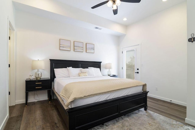 bedroom with visible vents, baseboards, recessed lighting, wood finished floors, and a ceiling fan