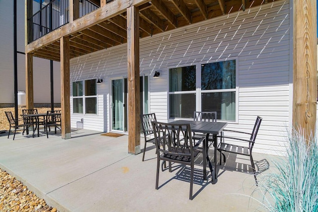 view of patio featuring outdoor dining space