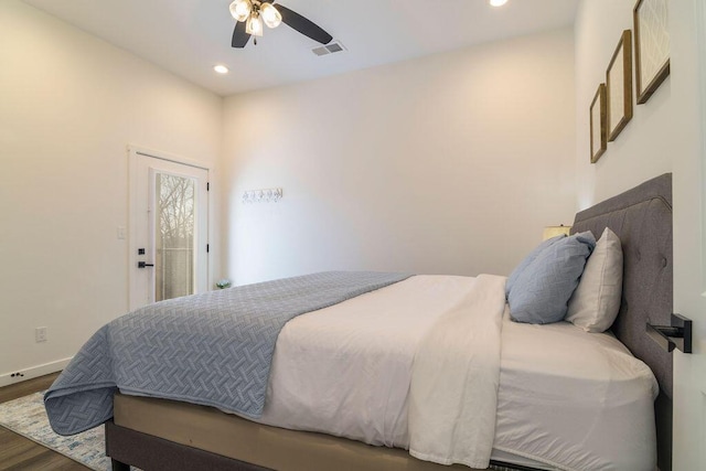 bedroom with visible vents, wood finished floors, recessed lighting, baseboards, and ceiling fan