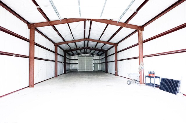 1618/1620 Tt, Bolivar, MO 65613 - garage featuring metal wall