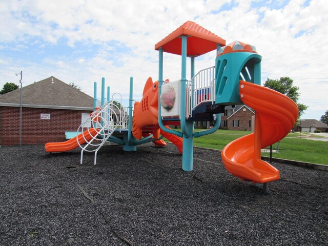 640 S Shuyler St, Republic, MO 65738 - view of community jungle gym