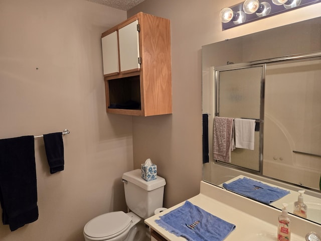 300 Port Dr Unit 5, Kimberling City, MO 65686 - full bath featuring an enclosed shower, toilet, and vanity