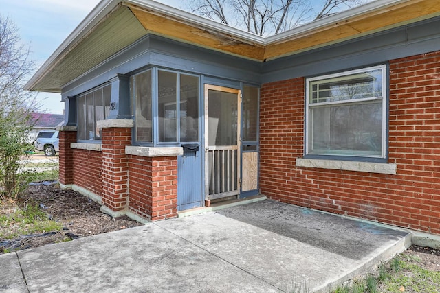 218 Lillian Pl, Bolivar, MO 65613 - entrance to property featuring brick siding