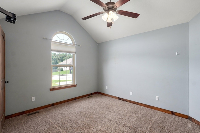 1471 Woodland Rd, Marshfield, MO 65706 - unfurnished room featuring lofted ceiling, carpet flooring, and ceiling fan