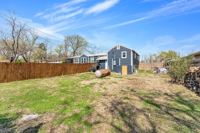 504 Brown St, Branson, MO 65616 - view of yard
