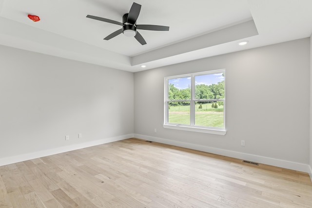 2117 N Silver Charm Ave, Springfield, MO 65802 - unfurnished room featuring recessed lighting, light wood-type flooring, and ceiling fan