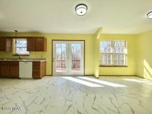 4815 Kingswood Ln, Diamond, MO 64840 - photo 12