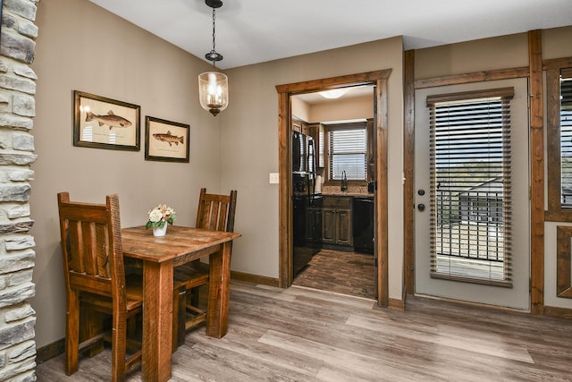 164 Dogwood Park Trl Bldg 1204, Branson, MO 65616 - dining area featuring baseboards and light wood-type flooring