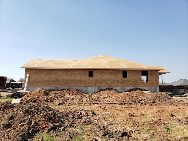 view of side of property