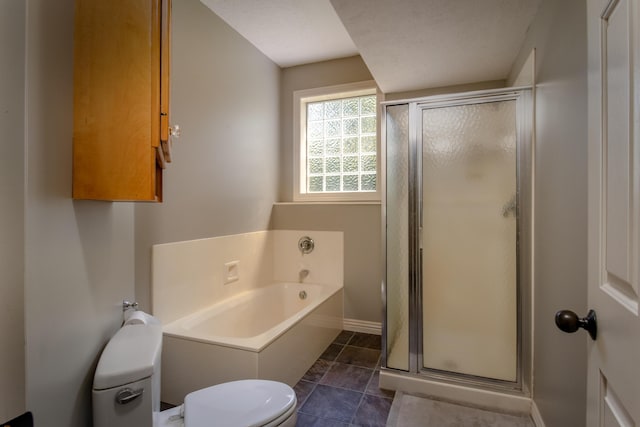1321 E River Oak Dr, Springfield, MO 65803 - full bath featuring a stall shower, baseboards, toilet, and a bath