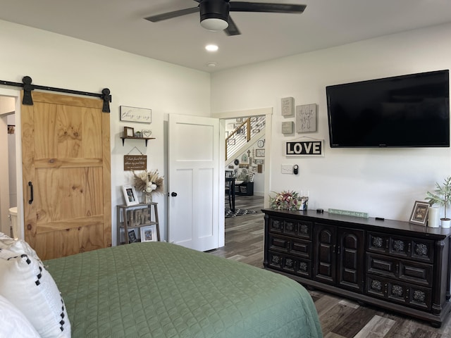 3826 S 77th Rd, Dunnegan, MO 65640 - bedroom with ceiling fan, recessed lighting, a barn door, and wood finished floors