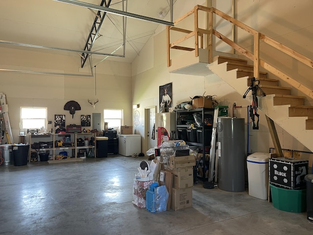 3826 S 77th Rd, Dunnegan, MO 65640 - garage featuring water heater