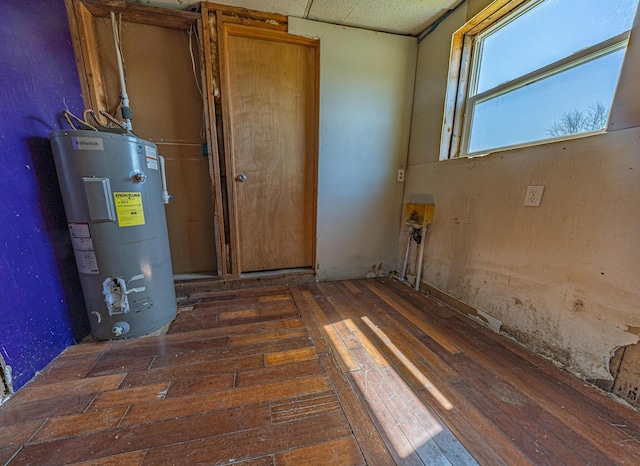 2834 US Highway 65, Urbana, MO 65767 - interior space with water heater