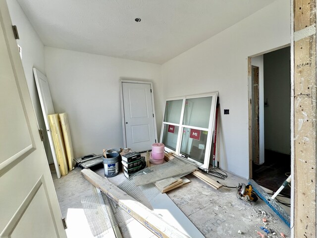 710 E Vivian St, Bolivar, MO 65613 - view of unfurnished room