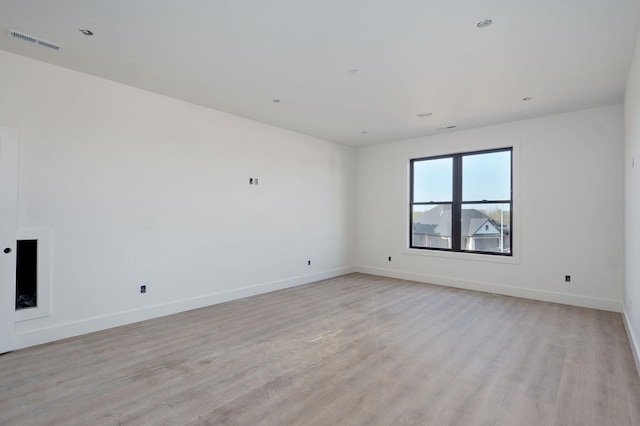 3021 W Allen Dr, Springfield, MO 65810 - unfurnished room with light wood-style floors