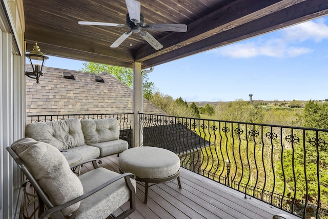 exterior space with a ceiling fan