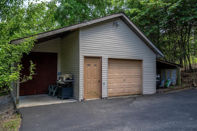 205 Forest Ln, Kimberling City, MO 65686 - view of detached garage