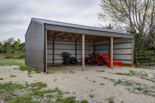 203 E Steel St, Seymour, MO 65746 - view of pole building with a carport