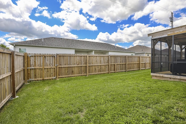 760 W Stewart St, Bolivar, MO 65613 - view of yard with a sunroom