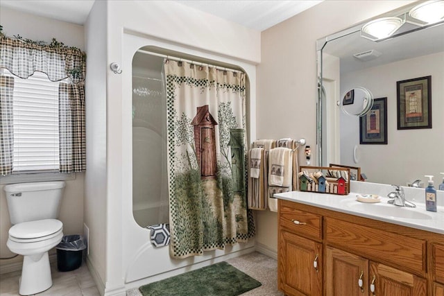 500 Navajo Trl, Kimberling City, MO 65686 - full bath with vanity, baseboards, visible vents, and toilet