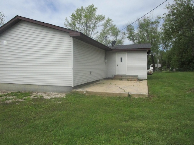 510 W 3rd St, Mountain View, MO 65548 - rear view of property with a patio area and a lawn