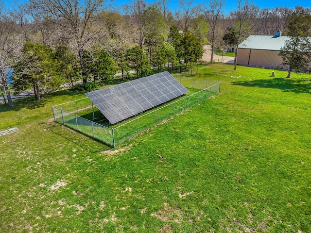 view of yard featuring view of scattered trees