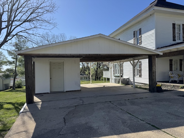 509 S Mansfield Rd, Ava, MO 65608 - exterior space with a carport and driveway