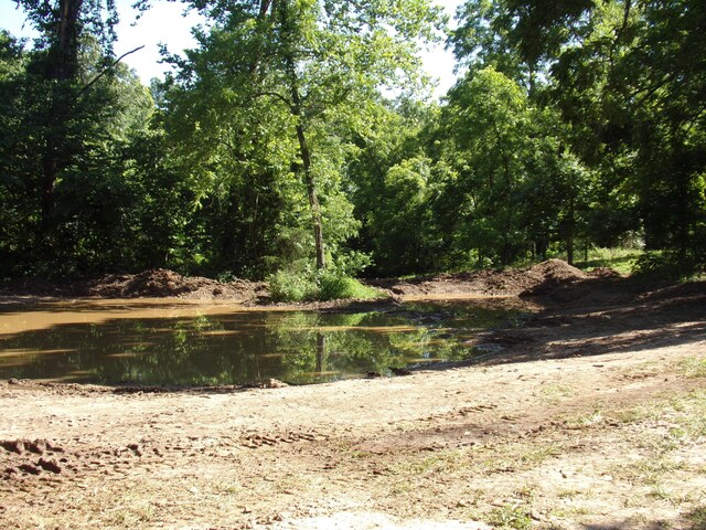 000 Paradise Ln, Pineville, MO 64856
