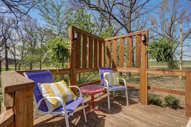 625 Parkwood Dr, Mount Vernon, MO 65712 - view of wooden terrace